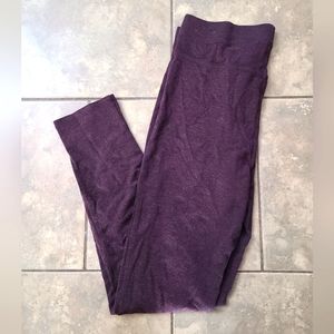 Denver Hayes Burgundy Legging Size Large